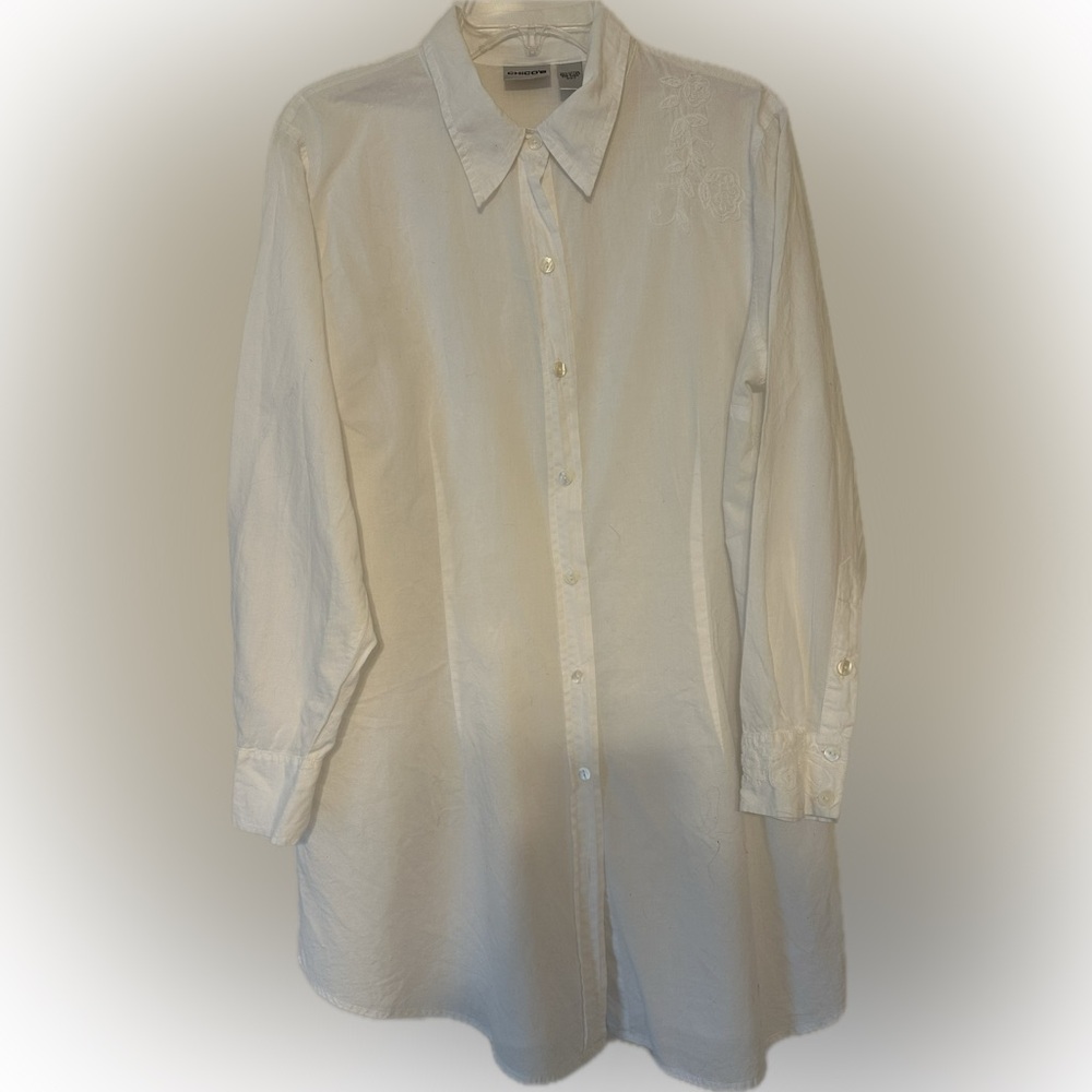 Chico’s Tunic 100% Cotton Tunic White Shirt With Embroidery Details.